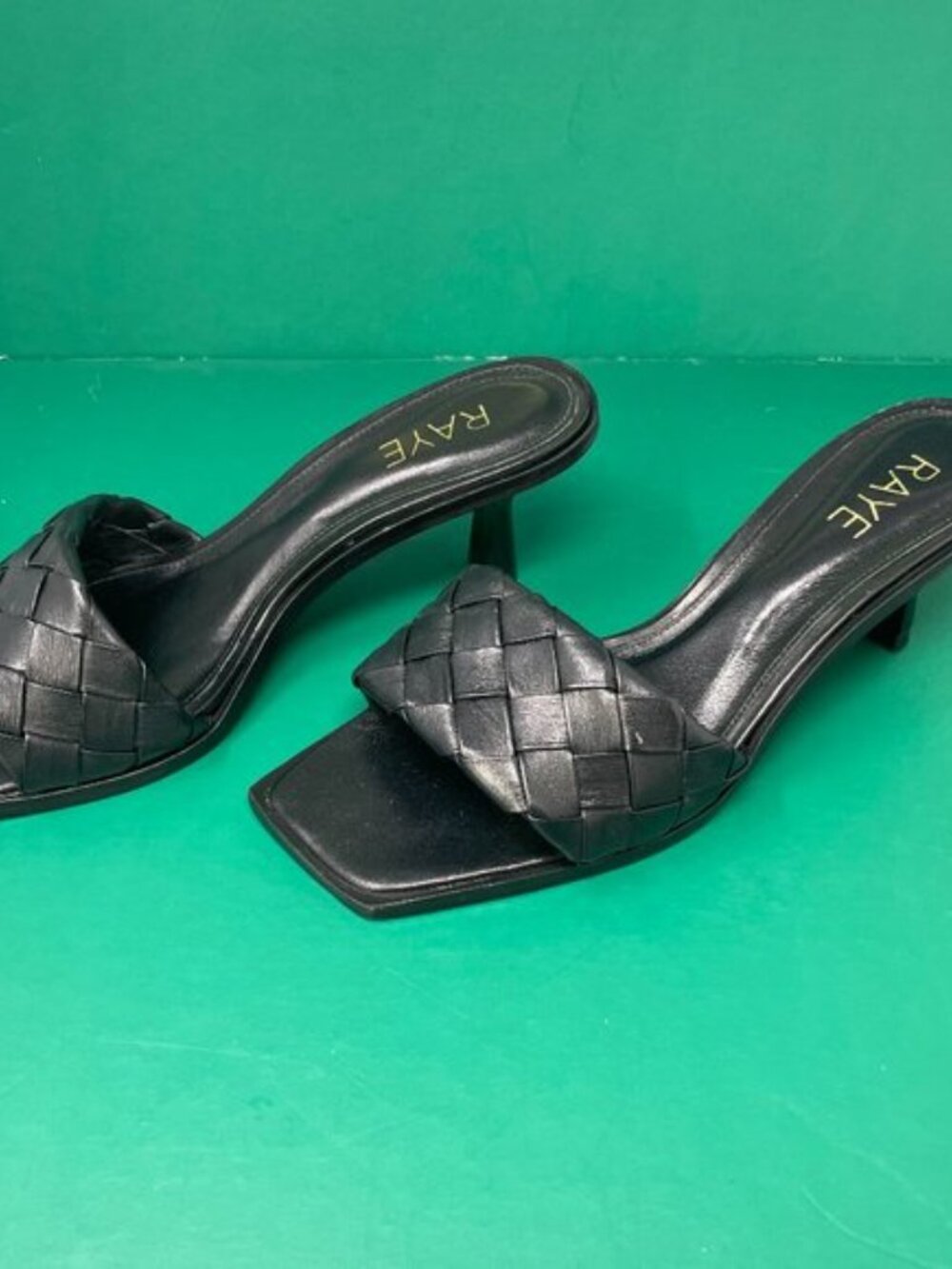 Raye | SANTOS HEEL - Picture 2 of 5